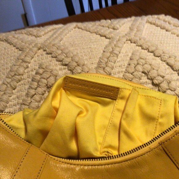 Banana Republic Yellow Genuine Cow Leather Purse - Bamboo Handle lock on front - Picture 3 of 6